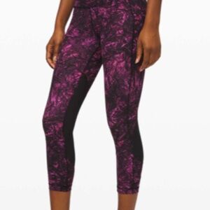 Lululemon Pace Rival Mid-Rise Crop 22”